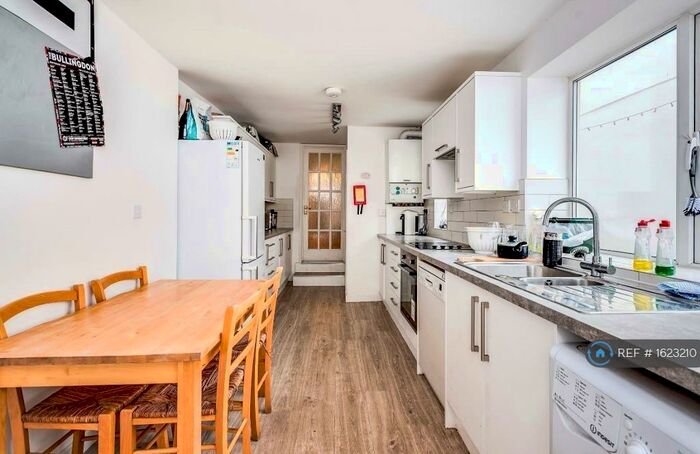 4 Bedroom Terraced House To Rent In Howard Street, Oxford, OX4