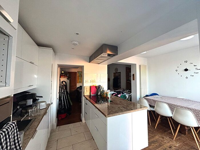 4 Bedroom Property To Rent In North Street, Heavitree, Exeter, EX1