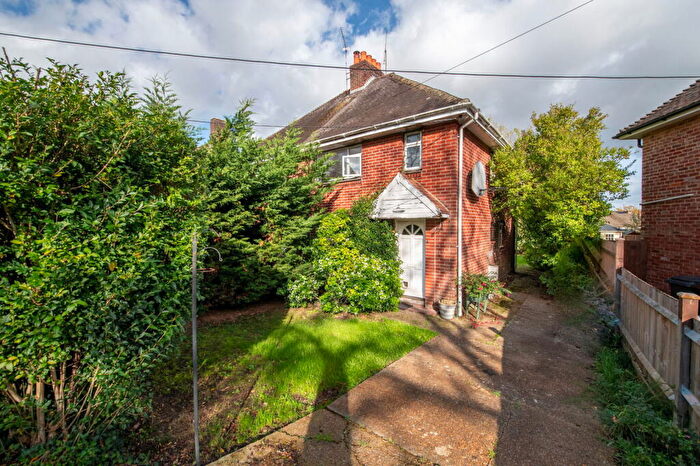 3 Bedroom Semi-Detached House For Sale In Otterbourne, SO21