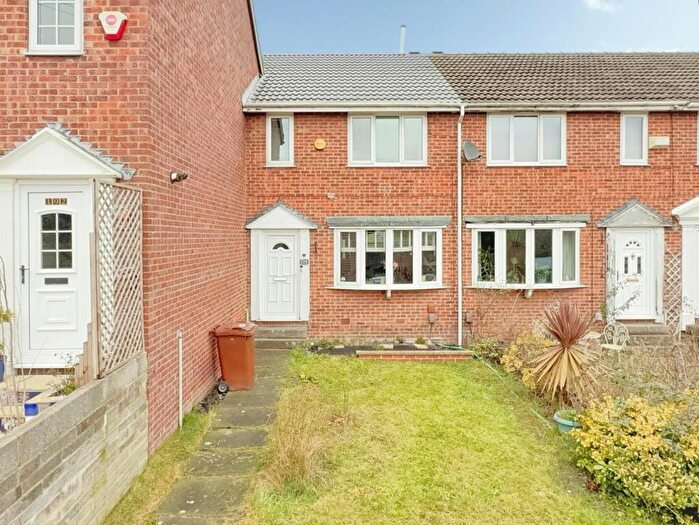 3 Bedroom Terraced House For Sale In Valley Road, Pudsey, LS28