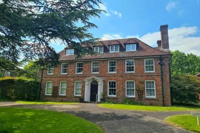 1 Bedroom Property To Rent In Delves Close, Lewes, BN8