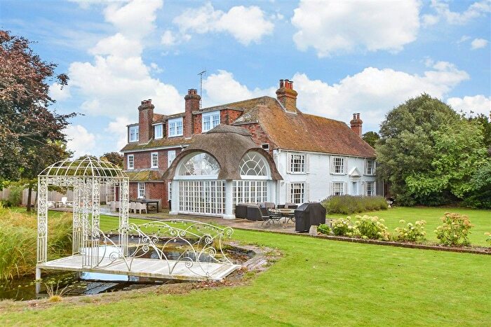 10 Bedroom Detached House For Sale In Fairfield Road, New Romney, Kent, TN28