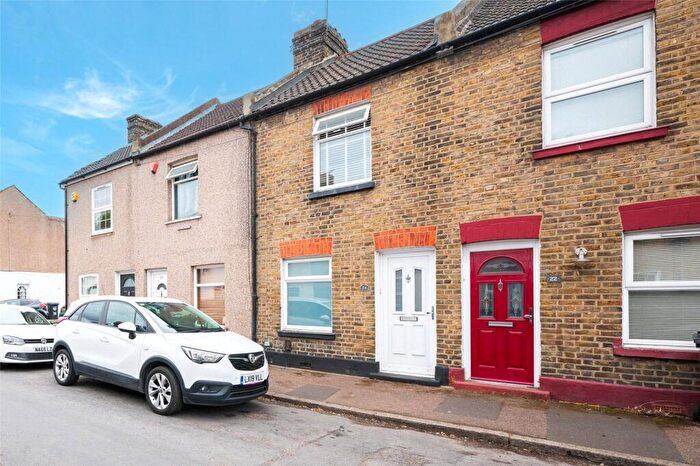 2 Bedroom Terraced House To Rent In Waldeck Road, Dartford, Kent, DA1
