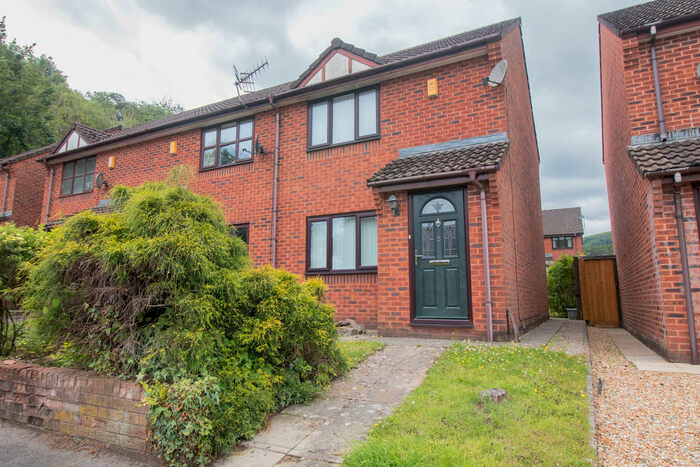 2 Bedroom Semi-Detached House To Rent In South Glade, Gwaelod-y-garth, CF15