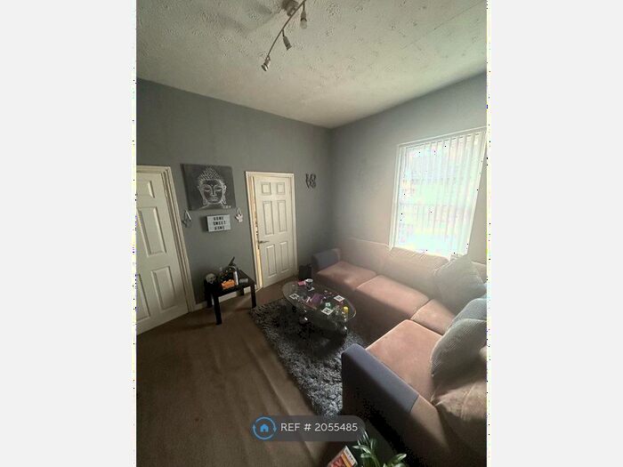 1 Bedroom Flat To Rent In Haddon Road, Birkenhead, CH42