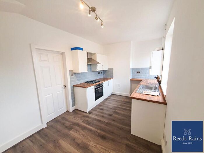 2 Bedroom Terraced House To Rent In Rensburg Street, Hull, East Riding Of Yorkshi, HU9