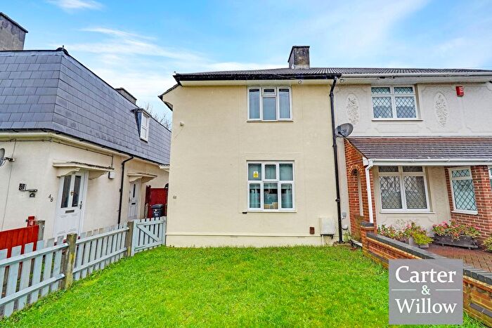 2 Bedroom Semi Detached House For Sale In Bushgrove Road, Dagenham, RM8