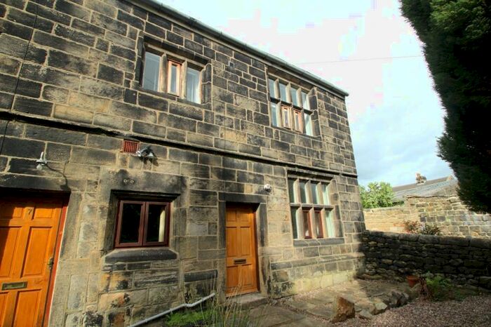 2 Bedroom Cottage To Rent In Troy Hill, Horsforth, Leeds, LS18