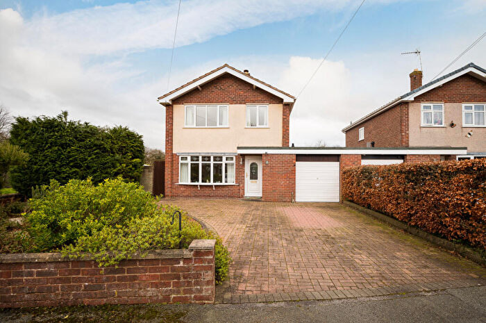 3 Bedroom Link Detached House For Sale In Grasmere Crescent, Buckley, CH7
