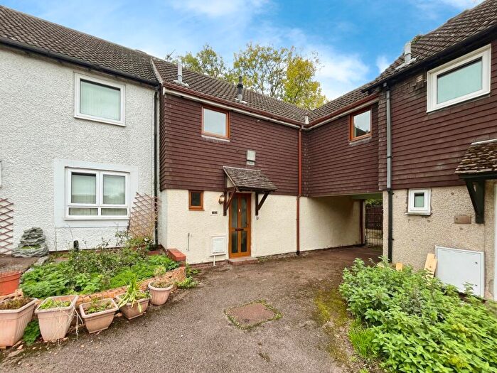 4 Bedroom Semi-Detached House For Sale In Blue Gates Road, Leicester, Leicestershire, LE4