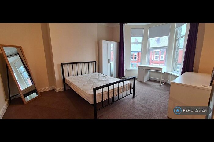 3 Bedroom Flat To Rent In Simonside Terrace, Heaton, NE6