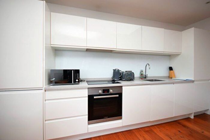 2 Bedroom Flat To Rent In Clifford Street, York, YO1