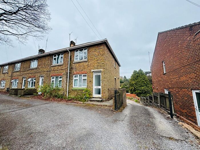 2 Bedroom Flat To Rent In Woodmill Lane, Southampton, SO18