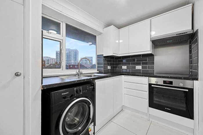 1 Bedroom Flat For Sale In Gunnersbury Lane, Acton, W3