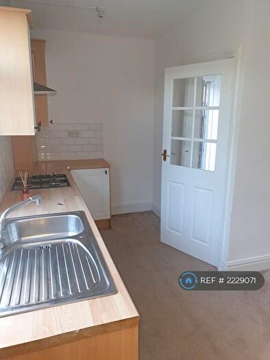 2 Bedroom Semi-Detached House To Rent In Stewartsfield, Newcastle Upon Tyne, NE39