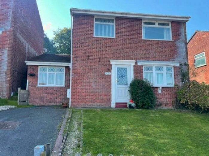 3 Bedroom Detached House To Rent In Camrose Drive, Waunarlwydd, Swansea, City And County Of Swansea., SA5