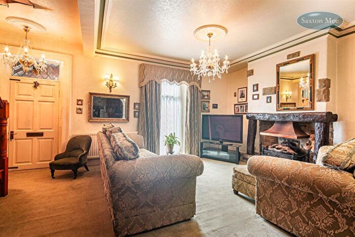4 Bedroom Detached House For Sale In Stephen Lane, Grenoside, Sheffield, S35