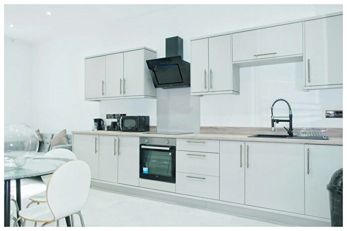 1 Bedroom Apartment To Rent In Apartment, Mill Street, Bradford, BD1