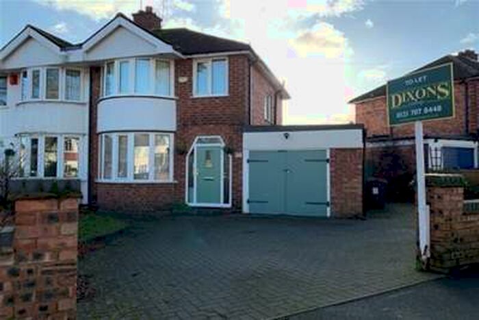 3 Bedroom House To Rent In Elmay Road, Sheldon, B26