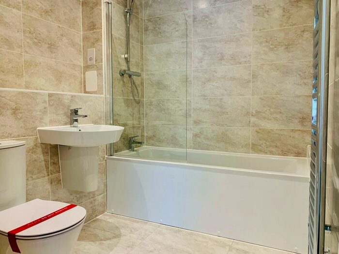 2 Bedroom Apartment To Rent In Rixson Road Ebbsfleet Valley, DA10