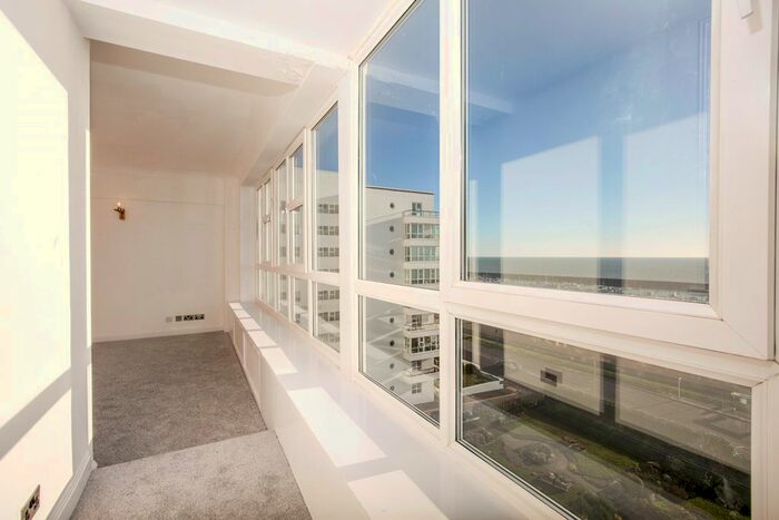 1 Bedroom Flat To Rent In Marine Gate, Marine Drive, BN2