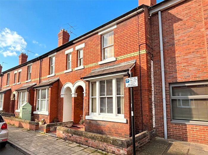 3 Bedroom Semi Detached House For Sale In Moreton Crescent, Coleham, Shrewsbury, Shropshire, SY3