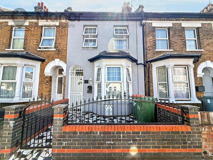 3 Bedroom Terraced House For Sale In Prestbury Road, Forest Gate, E7