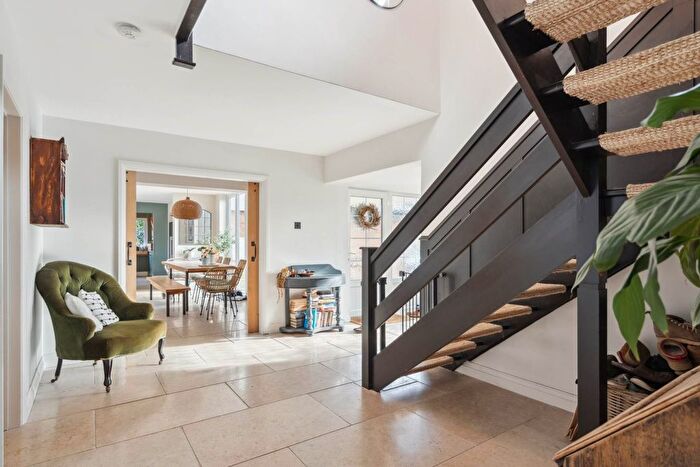 5 Bedroom Detached House For Sale In Chestnut End, Halton, HP22