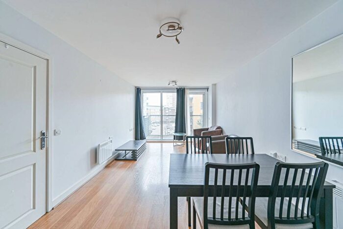 2 Bedroom Flat To Rent In Tarves Way, Greenwich, London, SE10