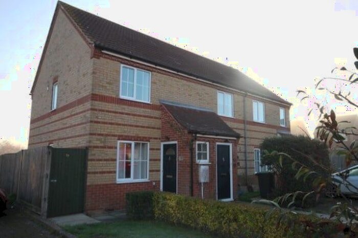 2 Bedroom Semi-Detached House To Rent In Chauntry Way, Flitwick, MK45
