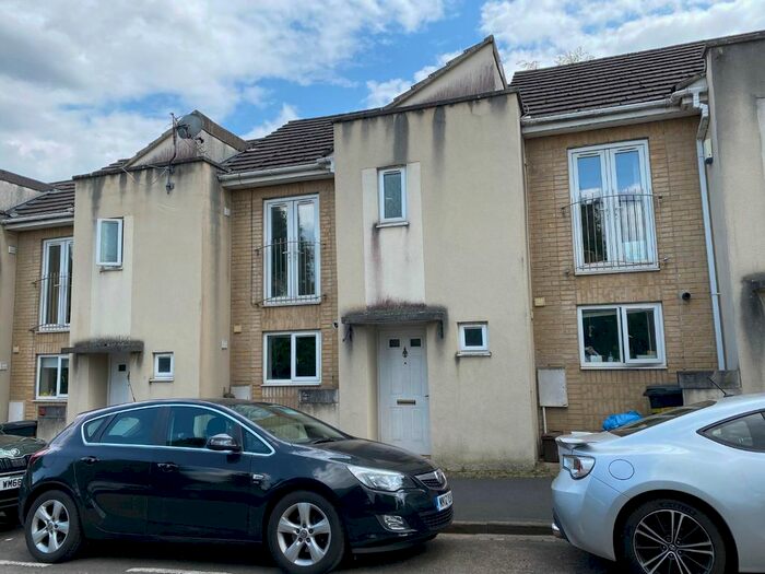 4 Bedroom Property To Rent In Greenbank Road, Greenbank, Bristol, BS5