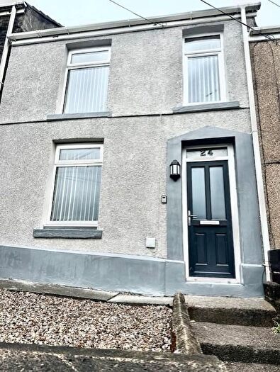 3 Bedroom Terraced House To Rent In Middle Road, Cwmdu, Swansea, SA5