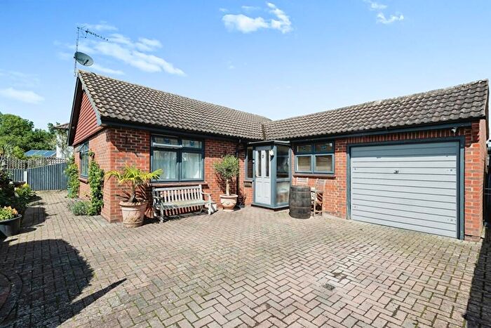 3 Bedroom Detached Bungalow For Sale In Woodlands Road, Epsom, KT18