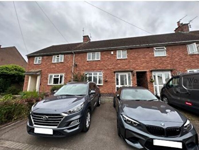 3 Bedroom Town House To Rent In Macaulay Road, Leicester, LE7