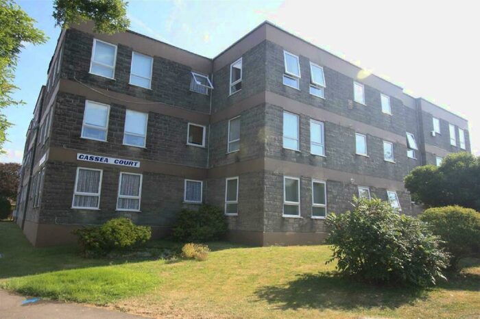 2 Bedroom Flat To Rent In Cassea Court, Weymouth, DT3