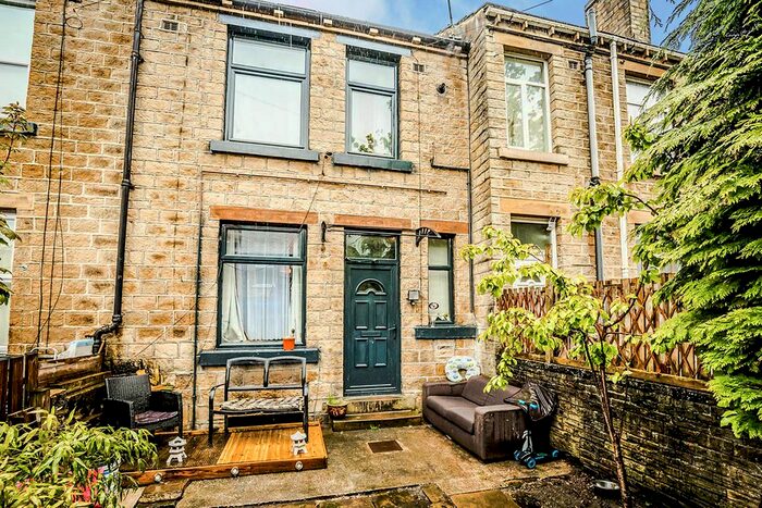 2 Bedroom Terraced House For Sale In Beech Street, Elland, West Yorkshire HX5