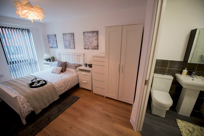 2 Bedroom Apartment To Rent In Vine Street, Liverpool, Merseyside, L7