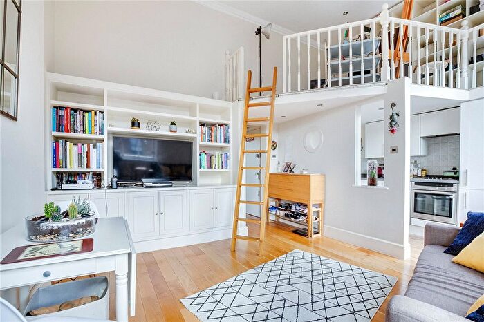 1 Bedroom Flat For Sale In Old York Road, London, SW18