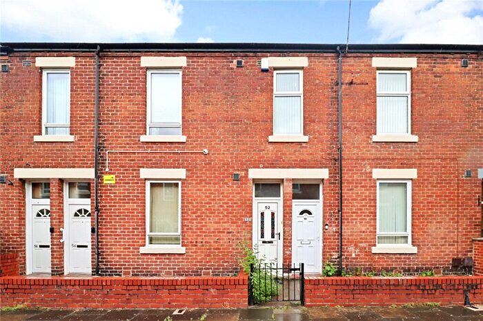 3 Bedroom Flat To Rent In Oswin Avenue, Newcastle Upon Tyne, Tyne And Wear, NE12