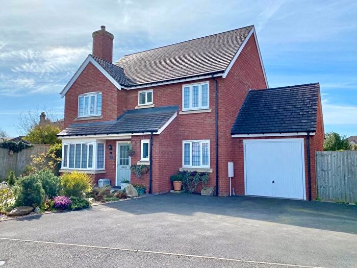 4 Bedroom Detached House For Sale In Audley Avenue, Newport, TF10