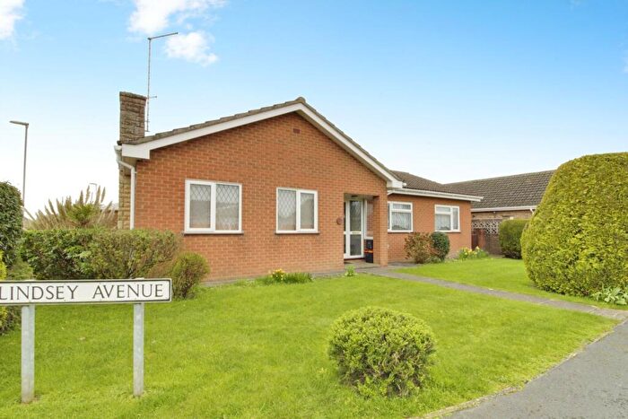 3 Bedroom Detached Bungalow For Sale In Lindsey Avenue, Market Deeping, PE6