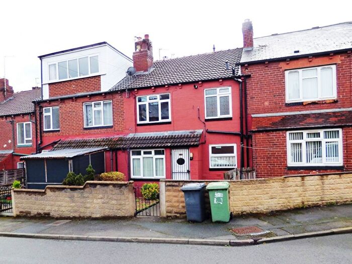 1 Bedroom Terraced House For Sale In Nunnington View, Leeds, LS12