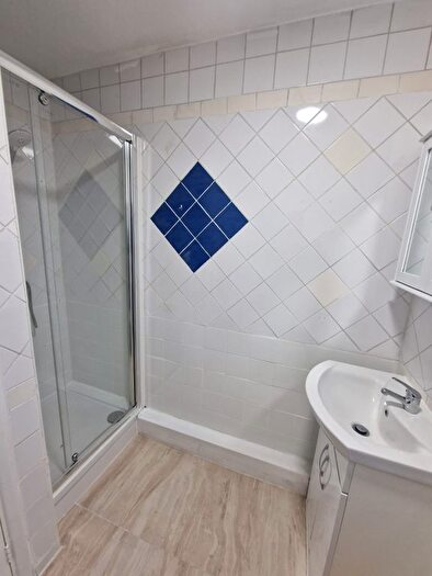 4 Bedroom Terraced House To Rent In Becontree Avenue, Dagenham, RM8