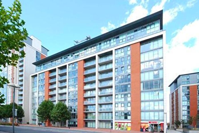 1 Bedroom Flat To Rent In Adriatic Apartments, Western Gateway, Royal Victoria Docks, London, E16