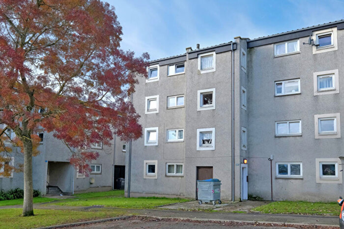 2 Bedroom Flat For Sale In Shapinsay Court, Aberdeen, AB15