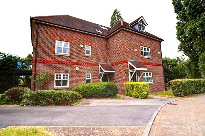 1 Bedroom Apartment To Rent In Sheraton House, Chairmakers Close, Princes Risborough, Buckinghamshire, HP27