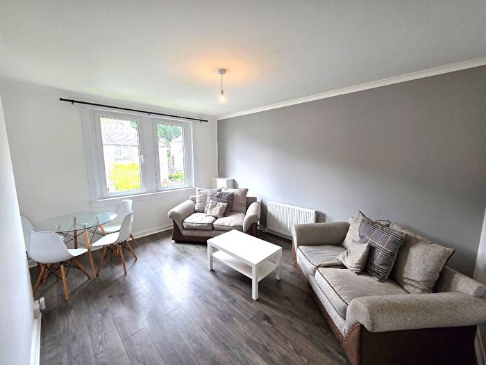 2 Bedroom Flat To Rent In Hilton Terrace, Hilton, Aberdeen, AB24