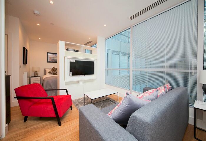 Studio To Rent In Staines Road, Hounslow, TW3