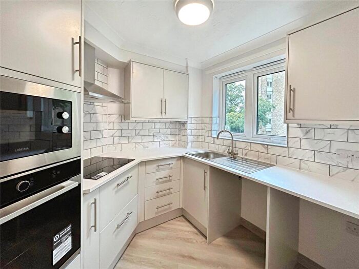 1 Bedroom Retirement Property For Sale In Cavendish Road, Sutton, SM2