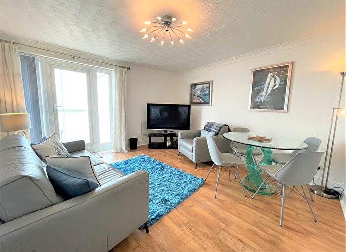 2 Bedroom Flat To Rent In Camona Drive, Maritime Quarter, SA1